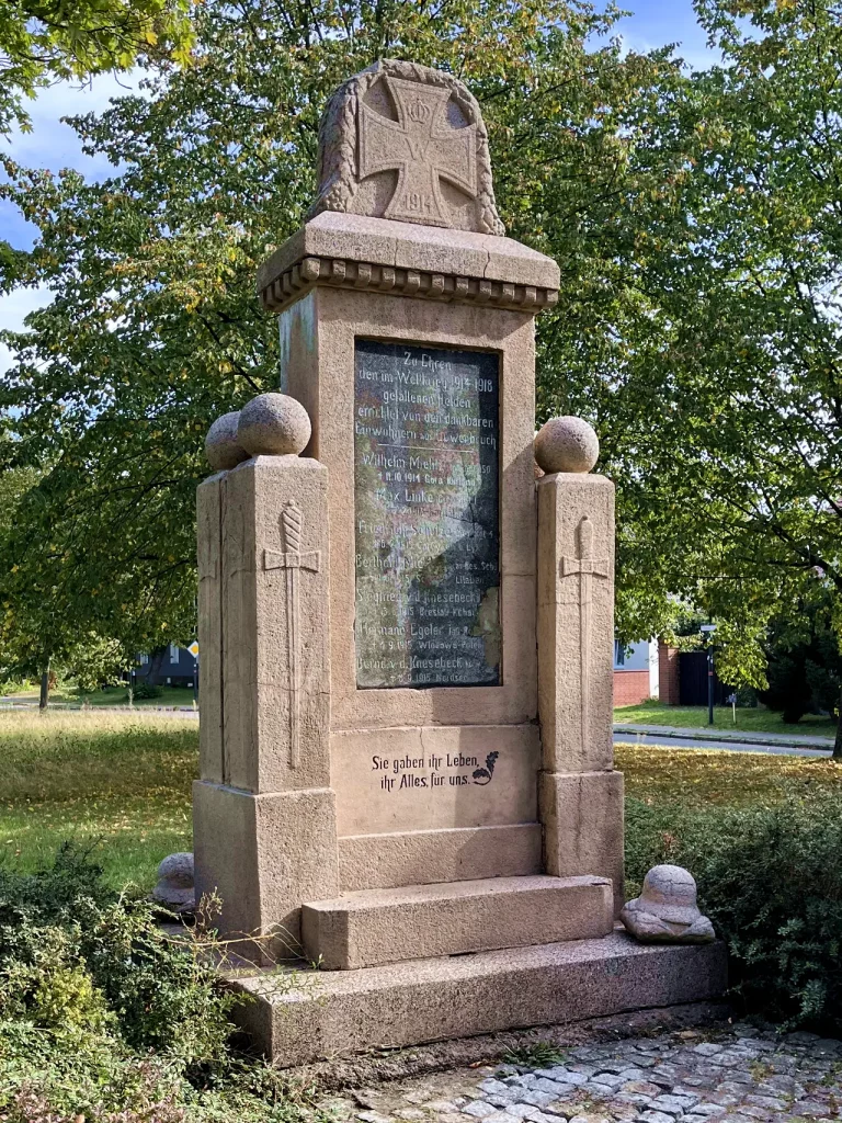 Reinigung von Denkmälern und Statuen
