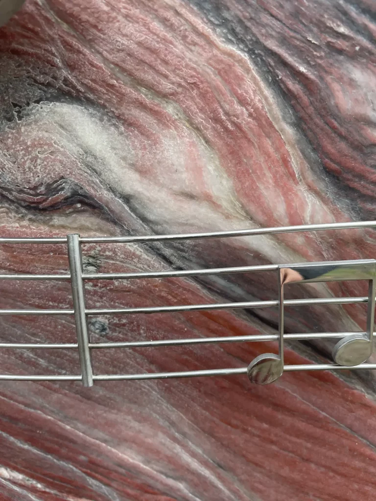 Notenschlüssel als Ornament