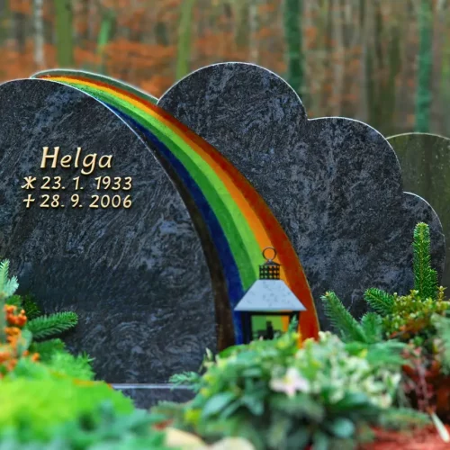 Doppelgrabstein mit Regenbogen-Ornamentik aus Glas, Material: Orion