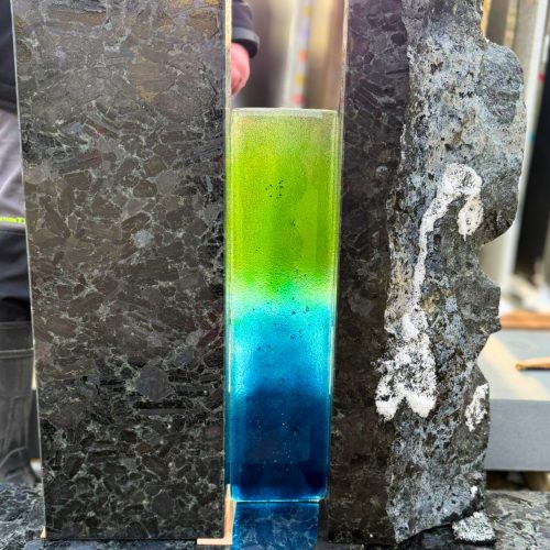 Entstehung Urnengrabanlage Wolga Blue Granit