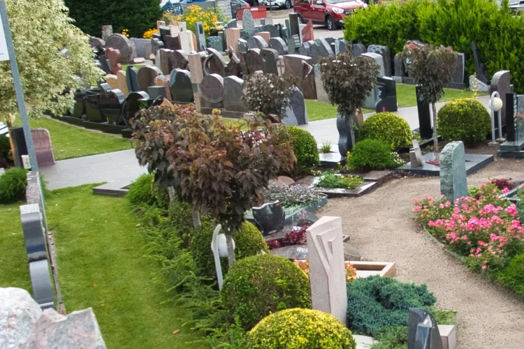 Grabsteinausstellung Naturstein Grobe Zossen